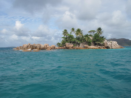 Ile St. Pierre.jpg